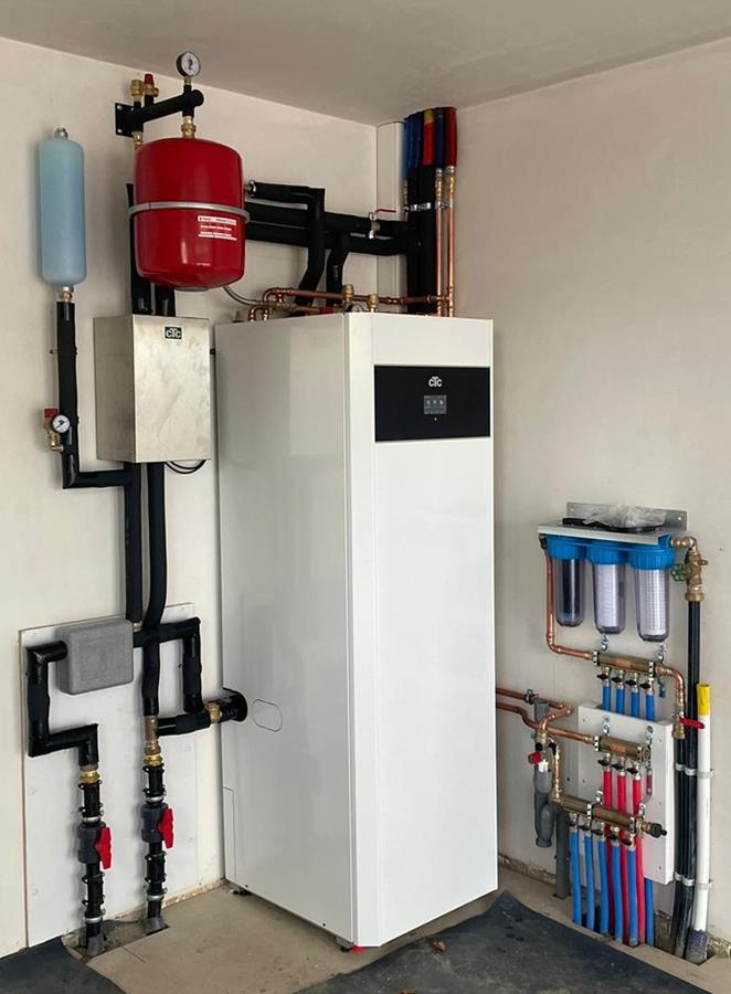 Pourquoi le principe de production instantanée du CTC EcoZenith i360 / GSi est unique et plus avantageux qu’un boiler classique